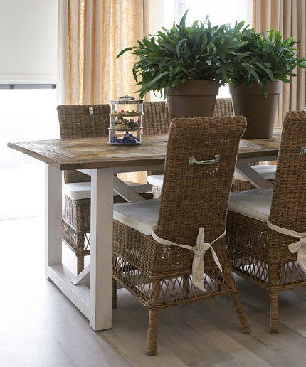 Chateau Chassigny Diningtable180x90