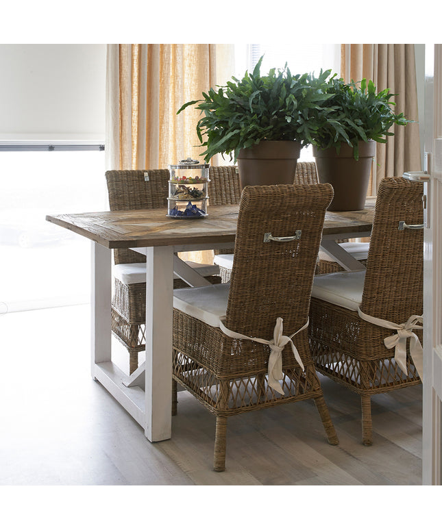 Chateau Chassigny Diningtable180x90