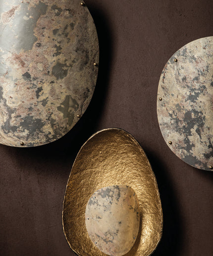 Hen Natural stone veneer wall lamp large